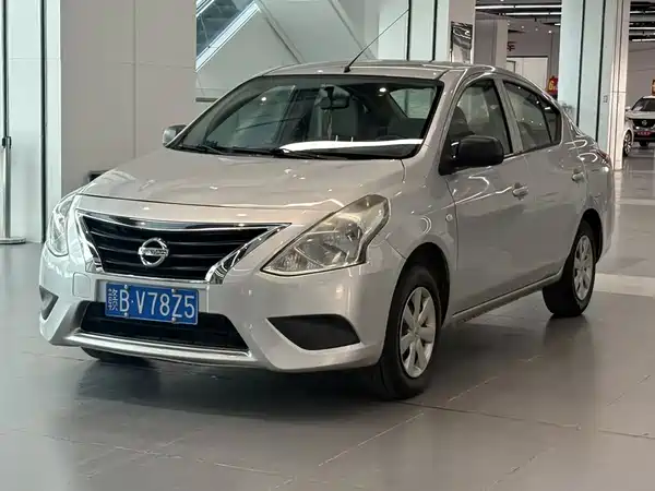 Nissan Sunny 2016