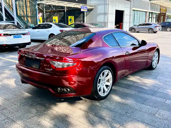 Maserati Granturismo 2015