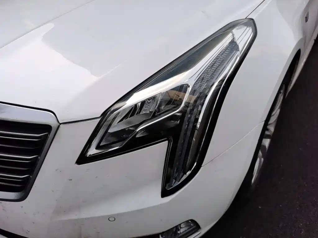 Cadillac XTS 2019 — фото 24