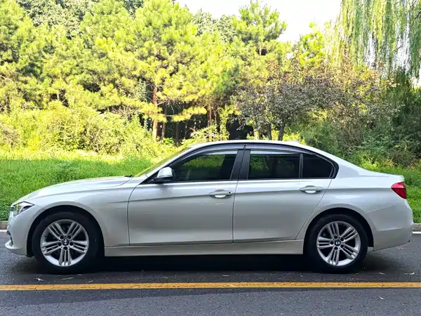 BMW 3 Series 2017