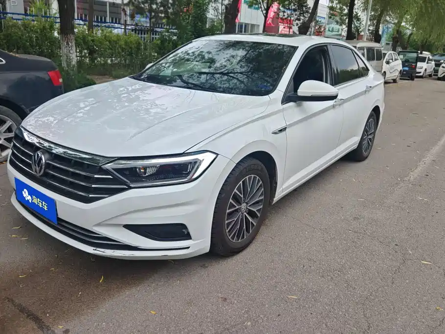 Volkswagen Sagitar 2020