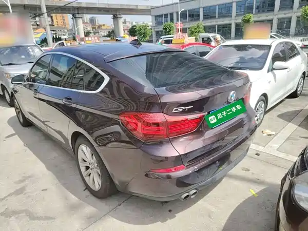 BMW 5 Series GT 2015