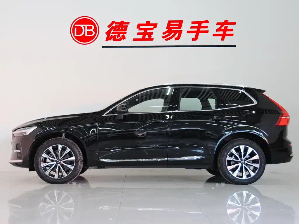 Volvo XC60 2024 — фото 3