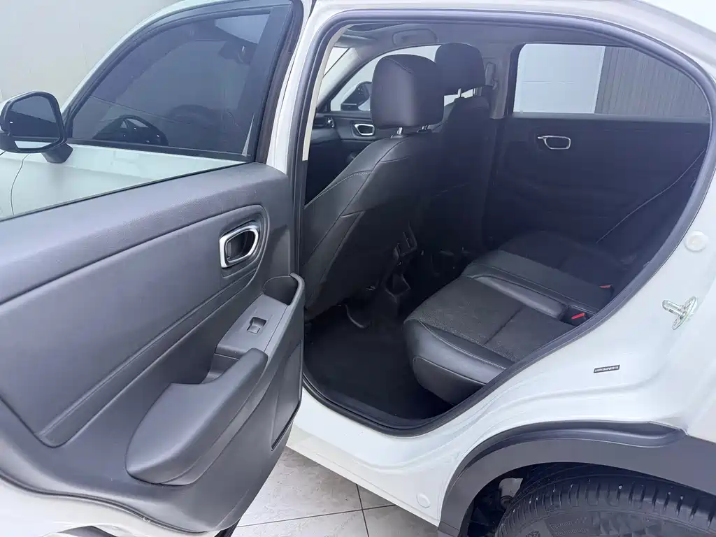 Honda Vezel 2023 — фото 15