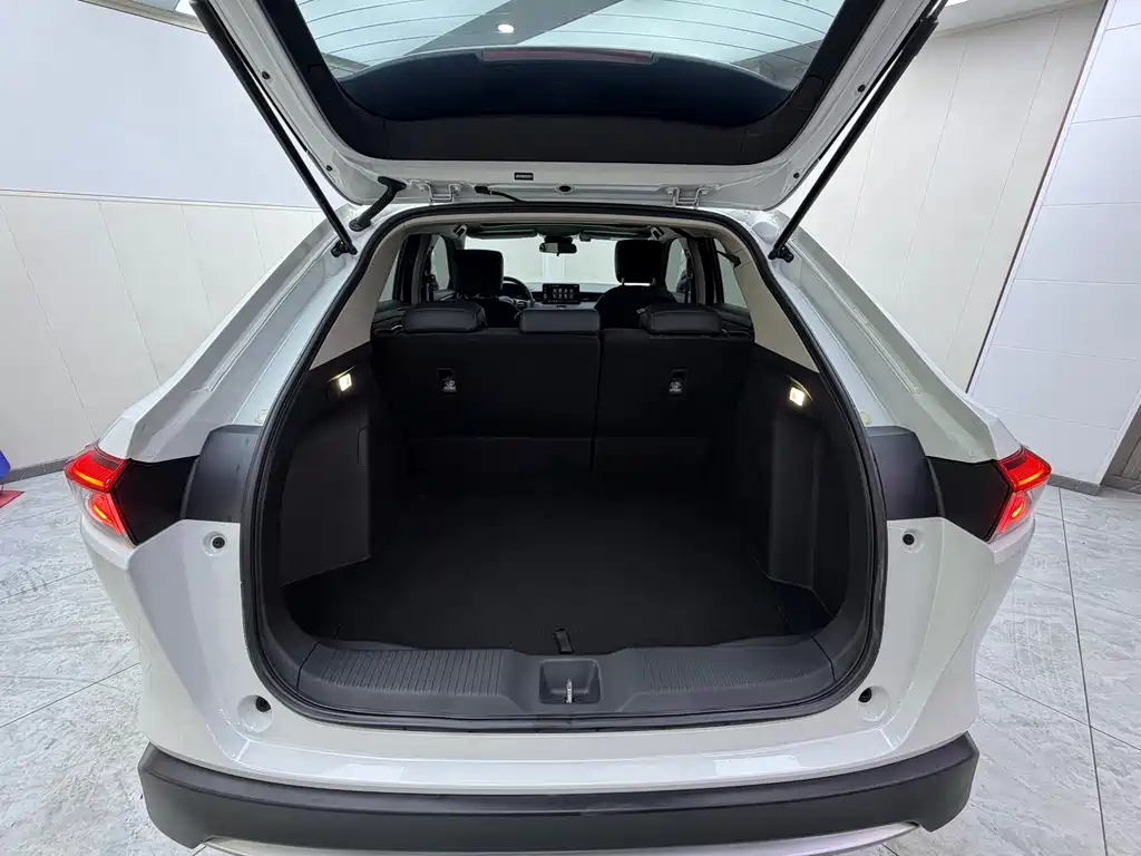 Honda Vezel 2023 — фото 19