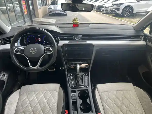 Volkswagen Magotan 2023
