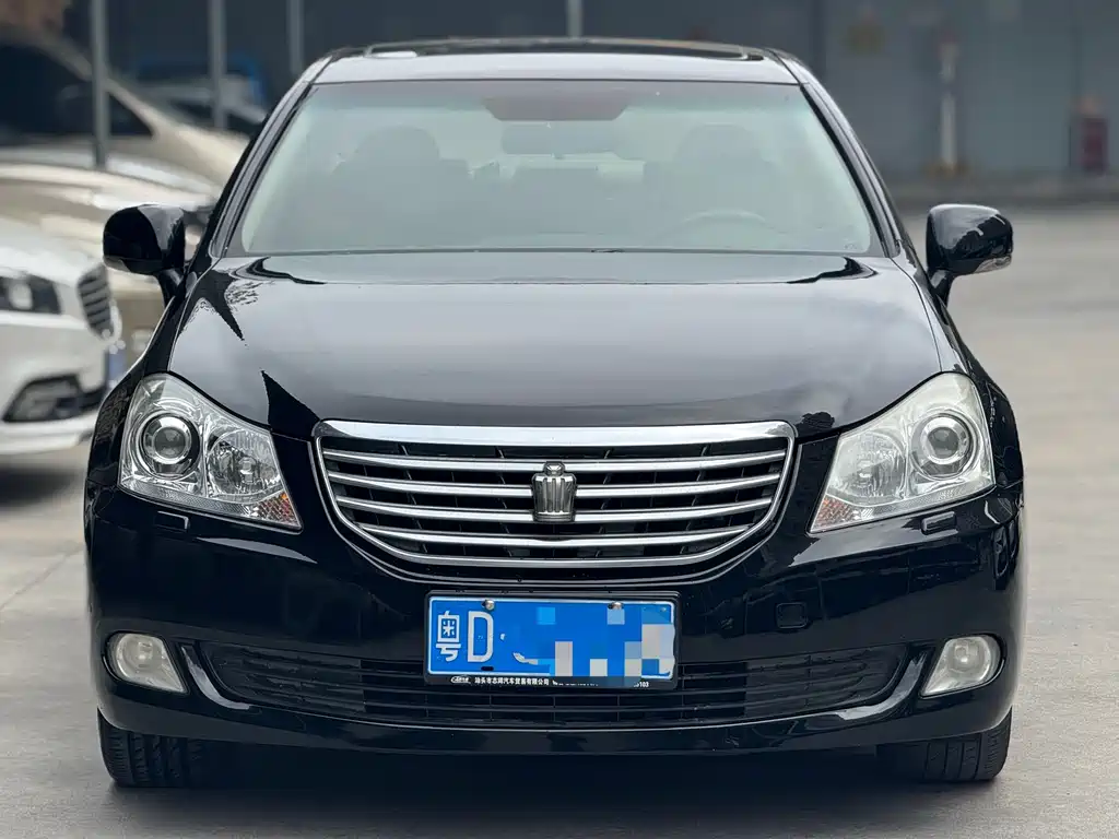 Toyota Crown 2010 — фото 2