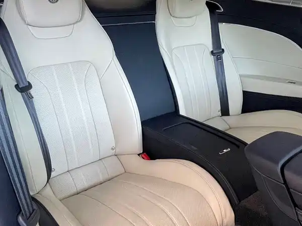 Bentley Continental 2023