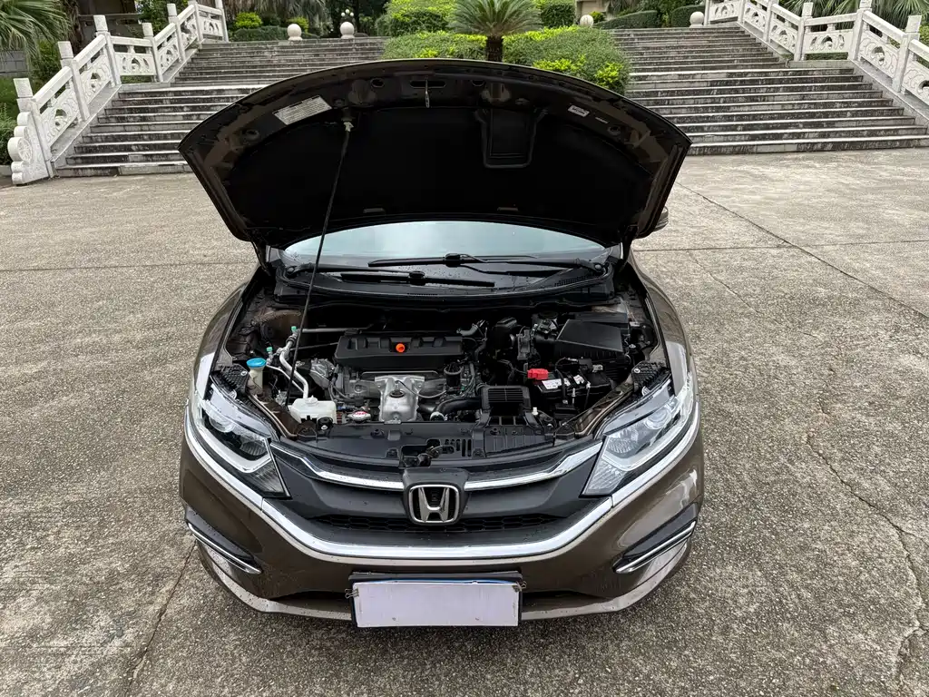 Honda Jade 2017 — фото 15