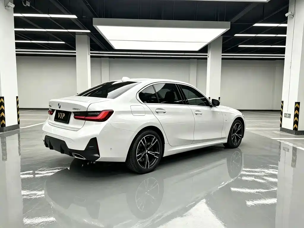 BMW 3 Series 2023 — фото 14