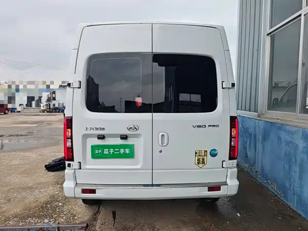 Maxus V80 2025