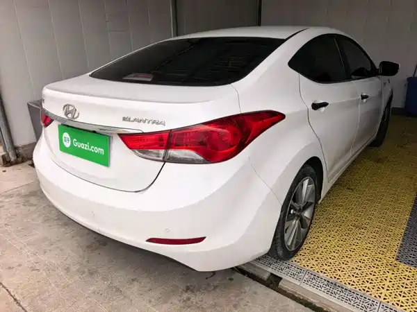 Hyundai Elantra Langdong 2015