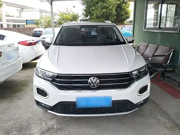 Volkswagen T-Roc 2023