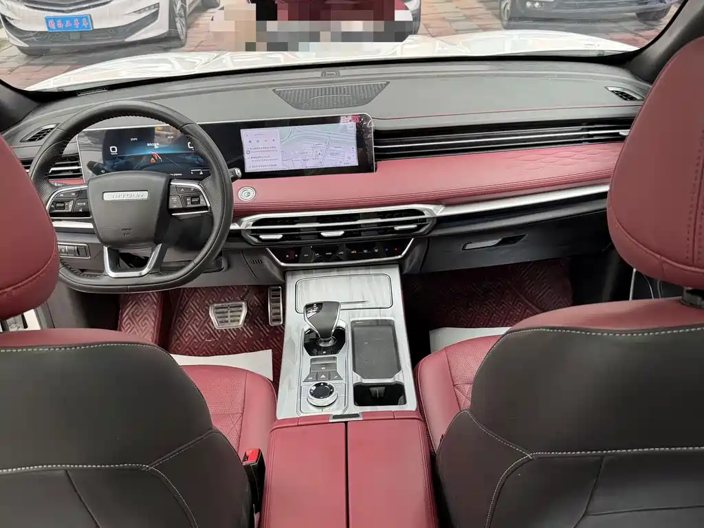 Jetour Jietu X70 PLUS 2023 — фото 12
