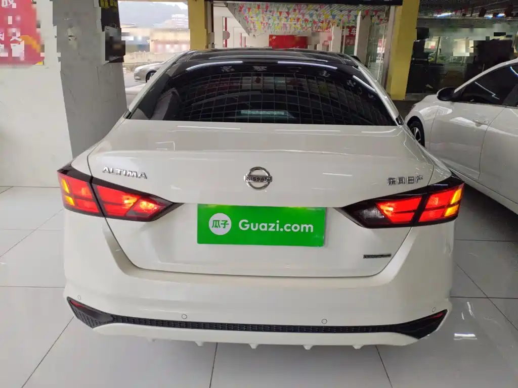 Nissan Teana 2022