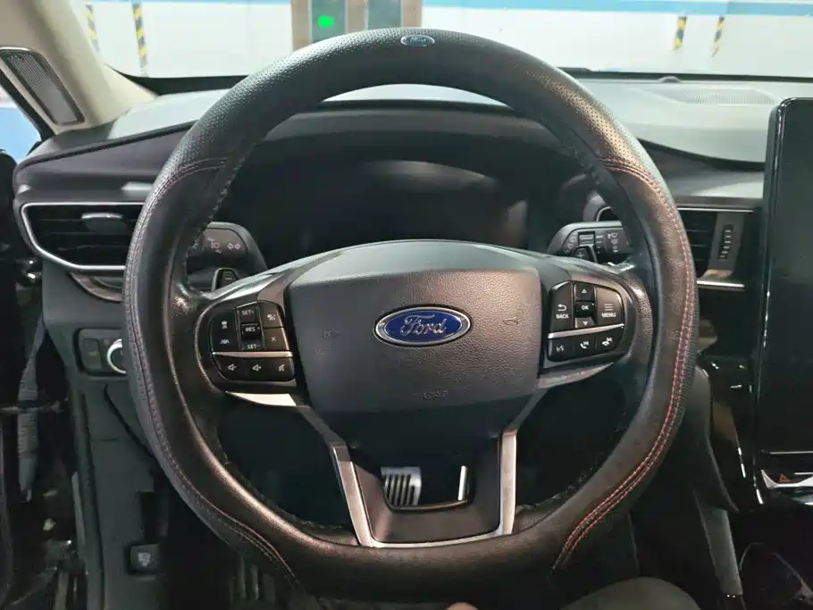 Ford Explorer 2021 — фото 14