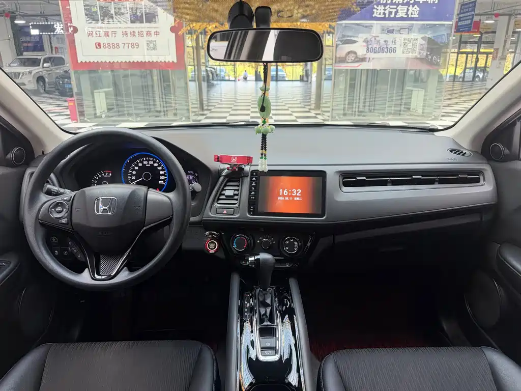 Honda Vezel 2022 — фото 12