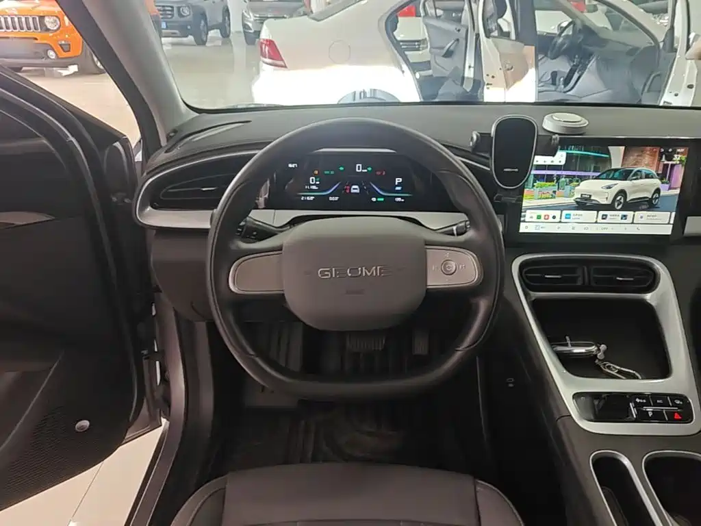 Geely Galaxy Starwish 2026 — фото 11