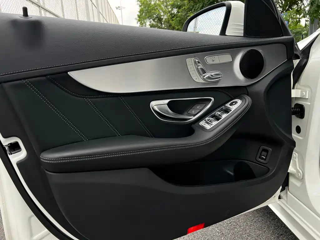 Mercedes-Benz C-Class AMG 2019 — фото 20
