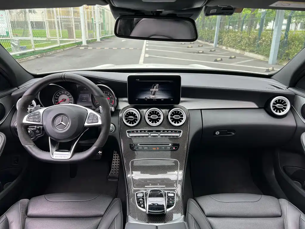 Mercedes-Benz C-Class AMG 2019 — фото 15
