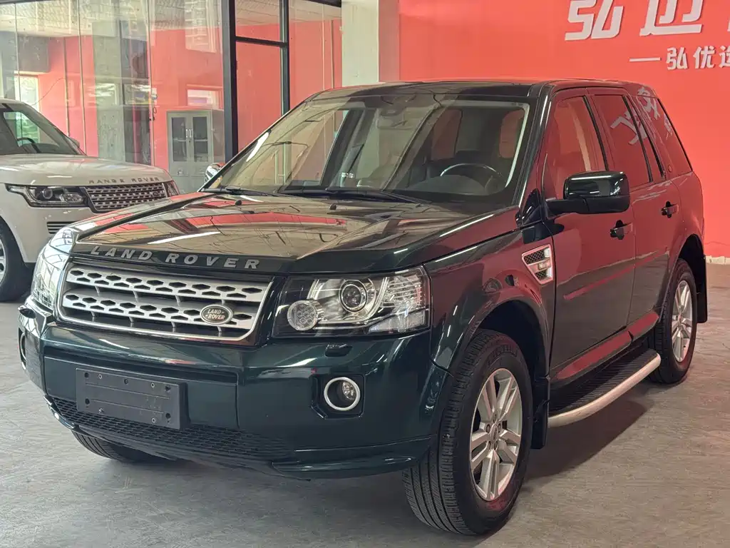 Land Rover Freelander 2 2013 — фото 1