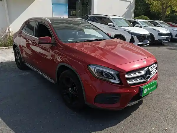 Mercedes-Benz GLA 2019