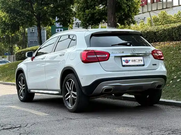 Mercedes-Benz GLA 2017