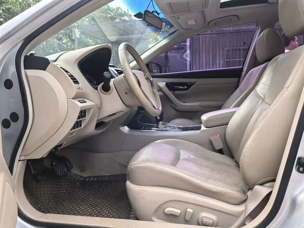 Nissan Teana 2013