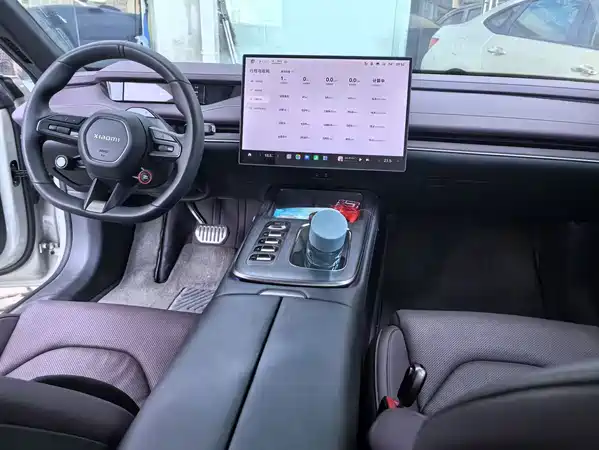 Xiaomi SU7 2024