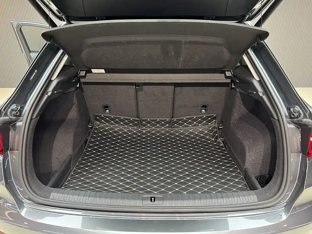 Audi Q3 2022 — фото 15