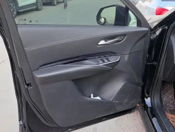 Cadillac XT4 2023