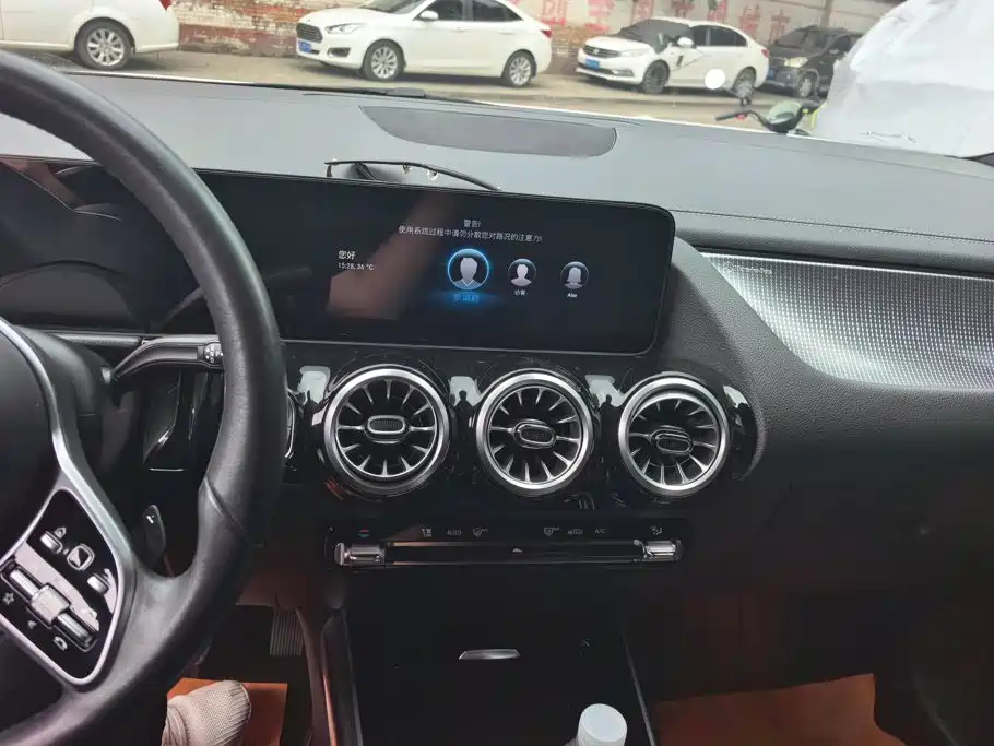 Mercedes-Benz GLA 2022 — фото 13