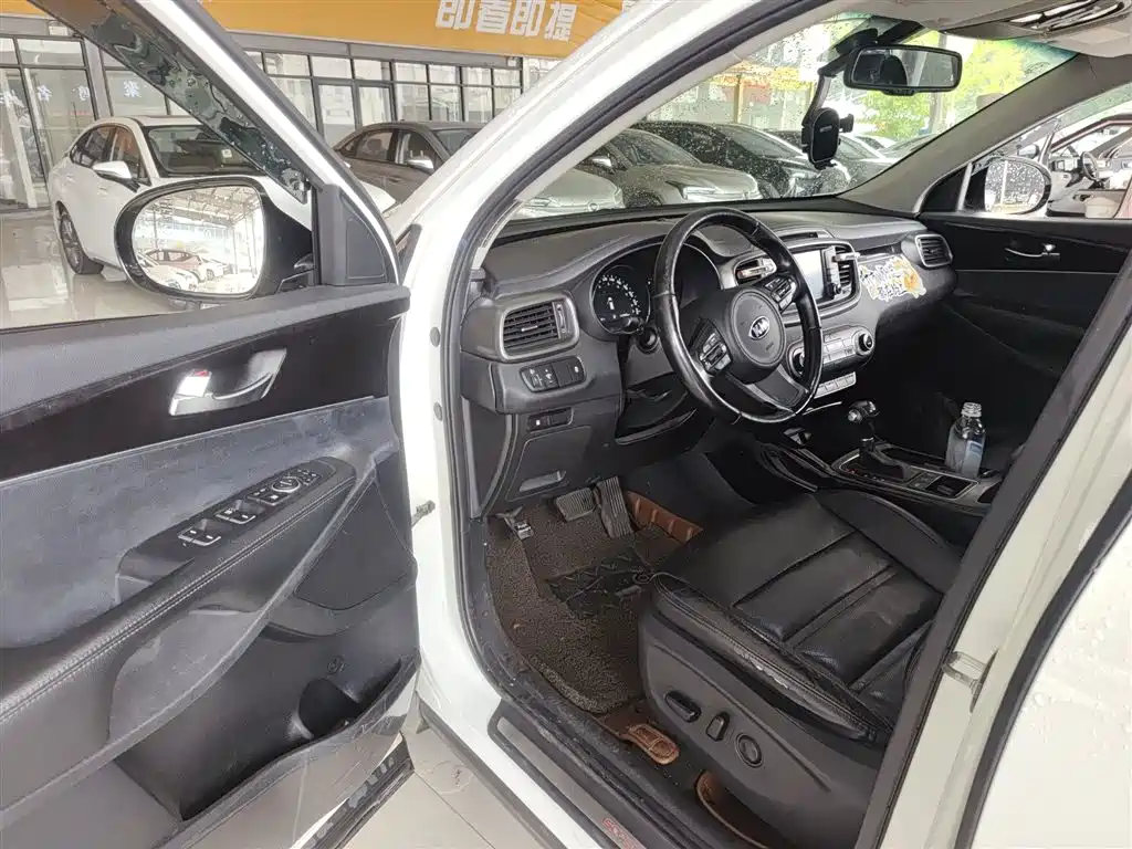 Kia Sorento 2015 — фото 12