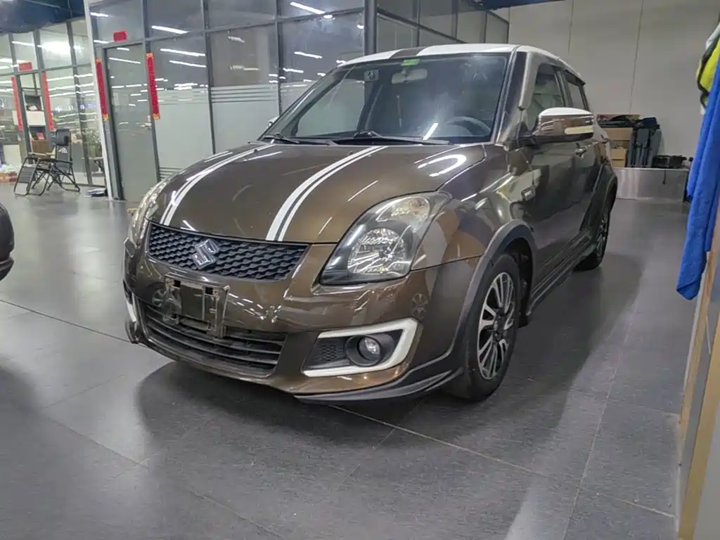 Suzuki Swift 2015 — фото 1
