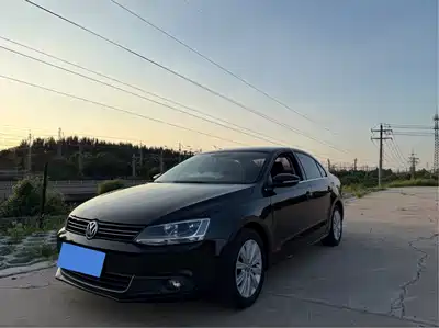 Volkswagen Sagitar 2016