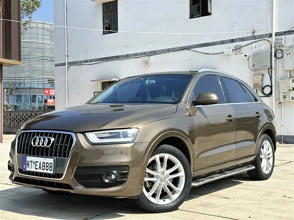 Audi Q3 2016 — фото 1