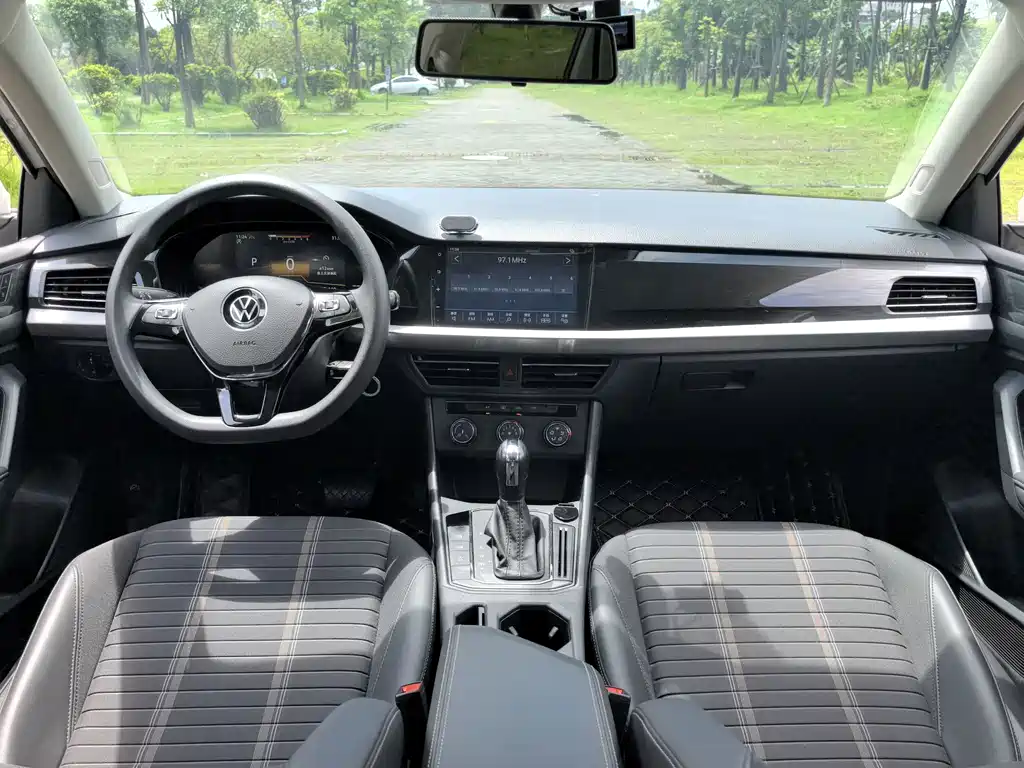 Volkswagen Lavida 2022