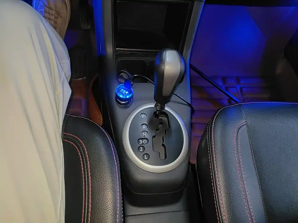 Suzuki Swift 2015 — фото 14