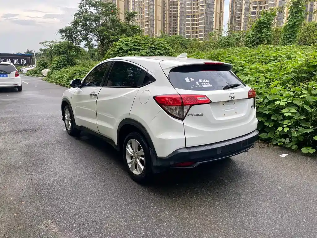 Honda Vezel 2020 — фото 4