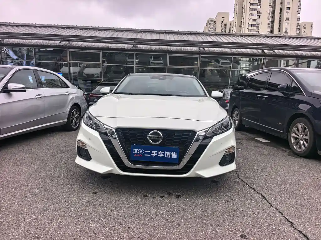 Nissan Teana 2022 — фото 2