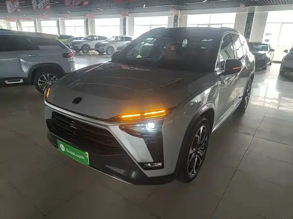 NIO ES8 2020