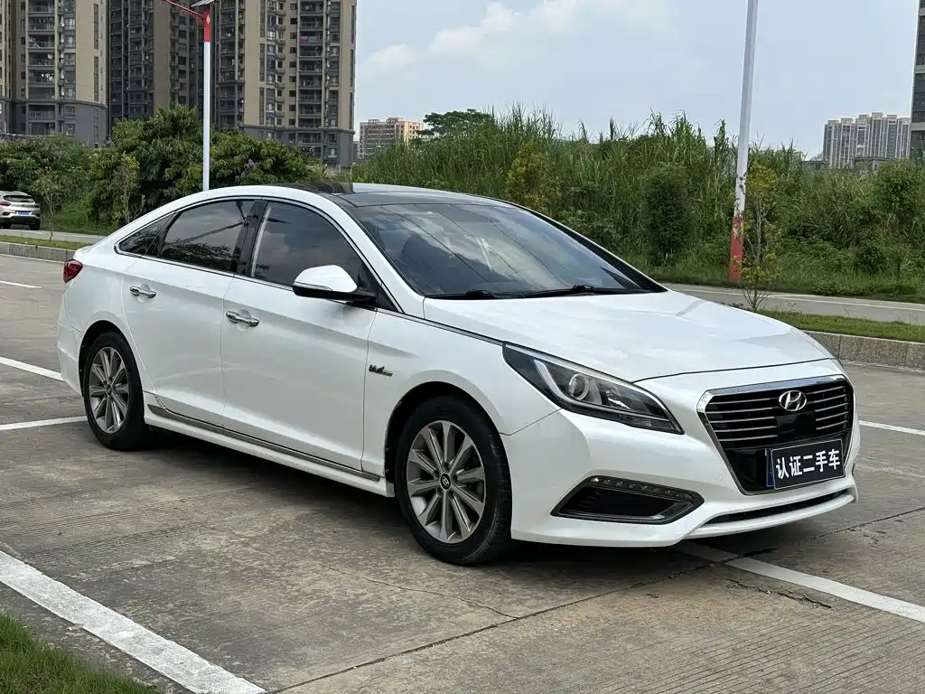 Hyundai Sonata 2017 — фото 21