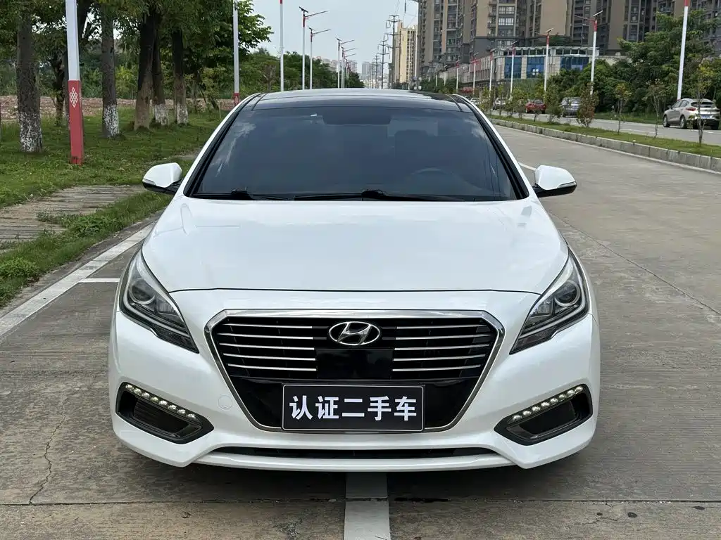 Hyundai Sonata 2017 — фото 20
