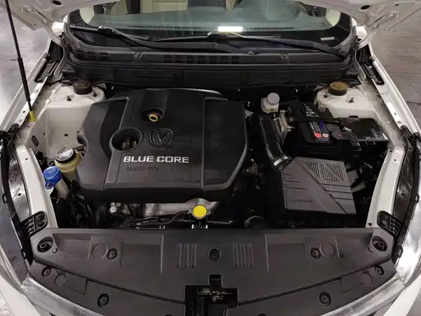 Changan Yuexiang V7 2017