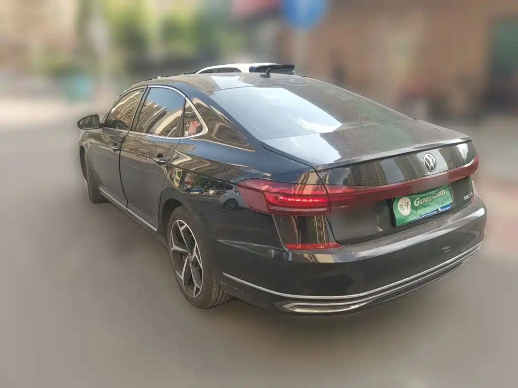 Volkswagen Passat 2023 — фото 4