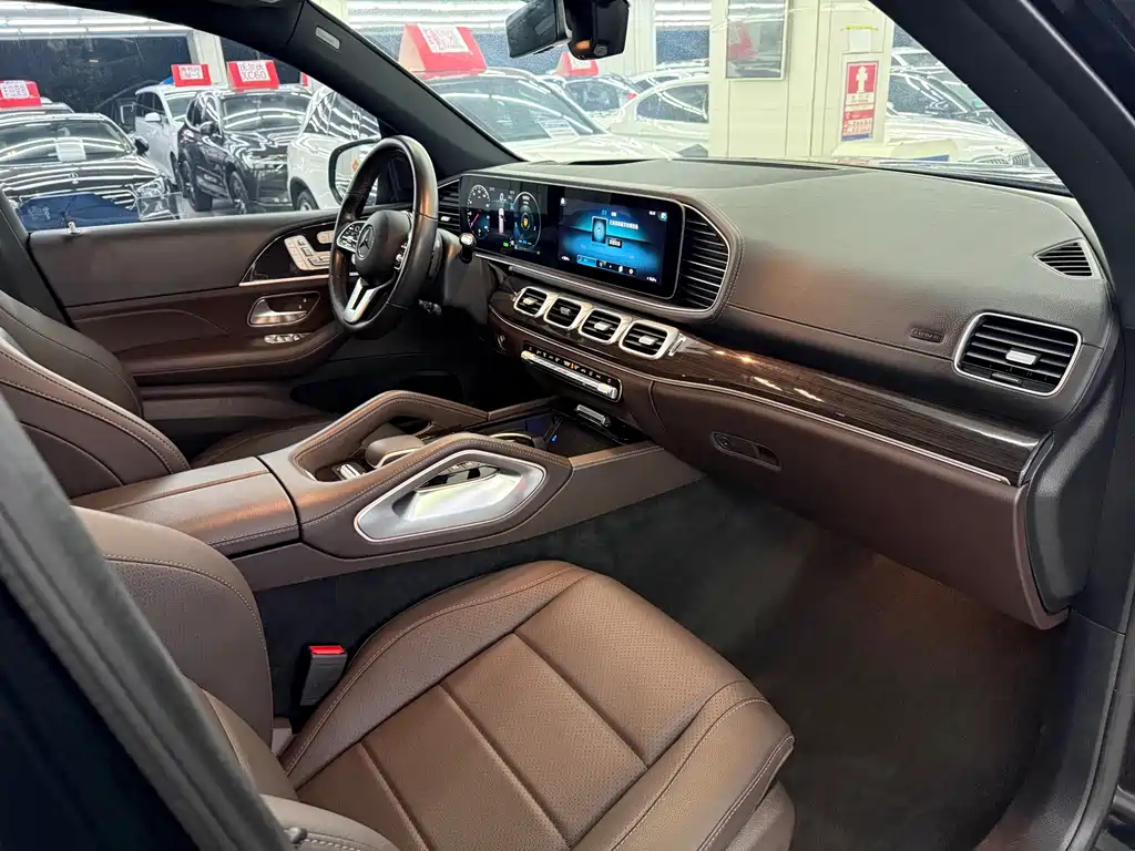 Mercedes-Benz GLS 2022 — фото 10
