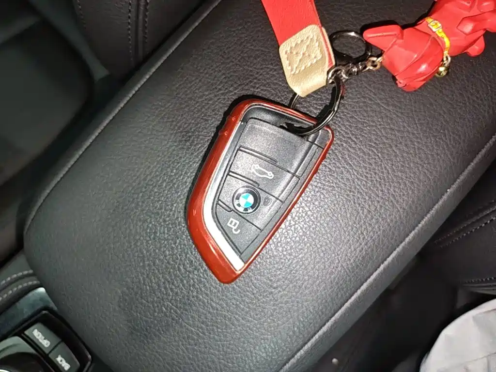 BMW 1 Series 2018 — фото 9