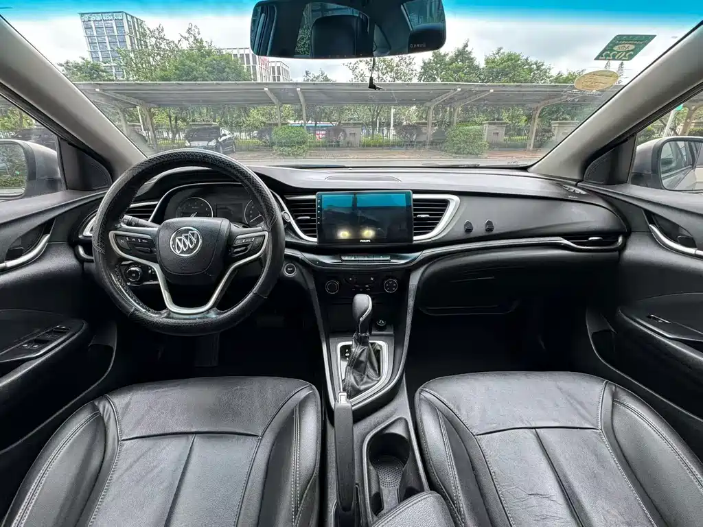 Buick Excelle 2018 — фото 9