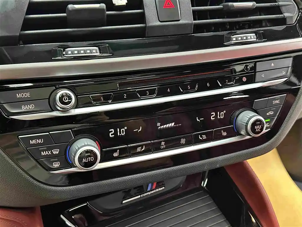 BMW X3 M 2020 — фото 15