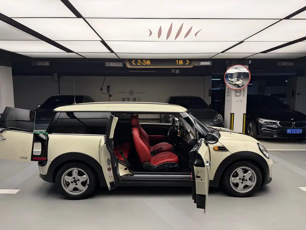 MINI Clubman 2011 — фото 12